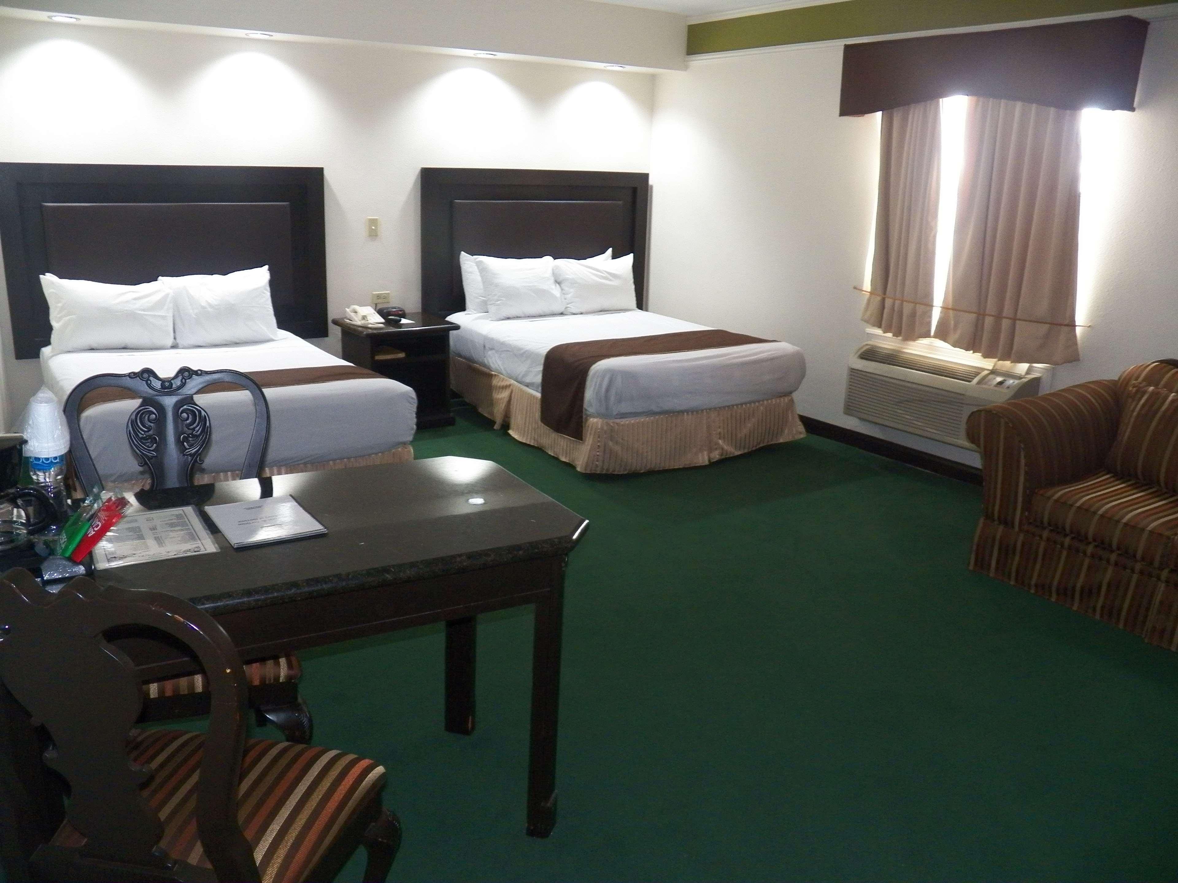 Best Western Hotel Plaza Matamoros Extérieur photo