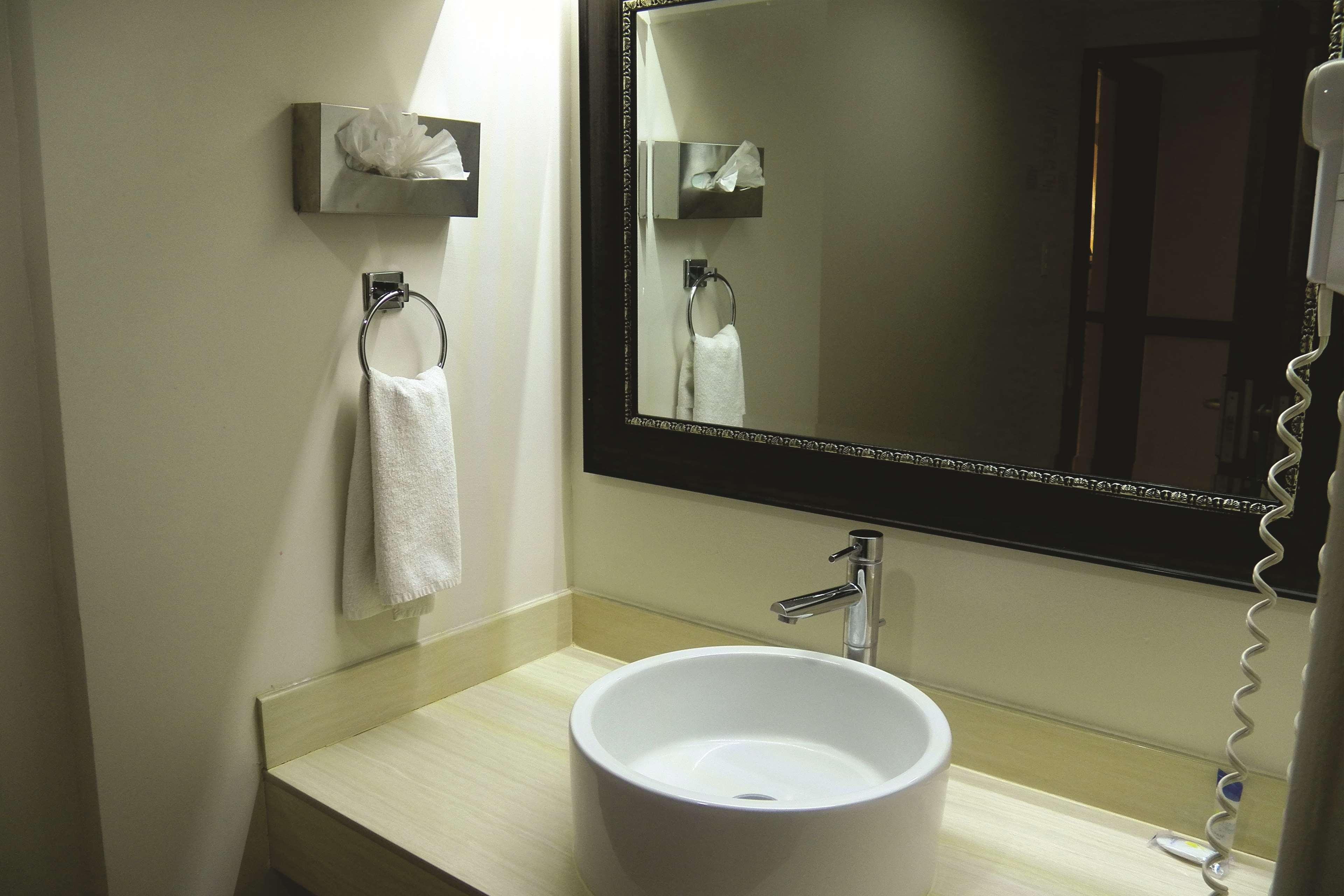 Best Western Hotel Plaza Matamoros Extérieur photo