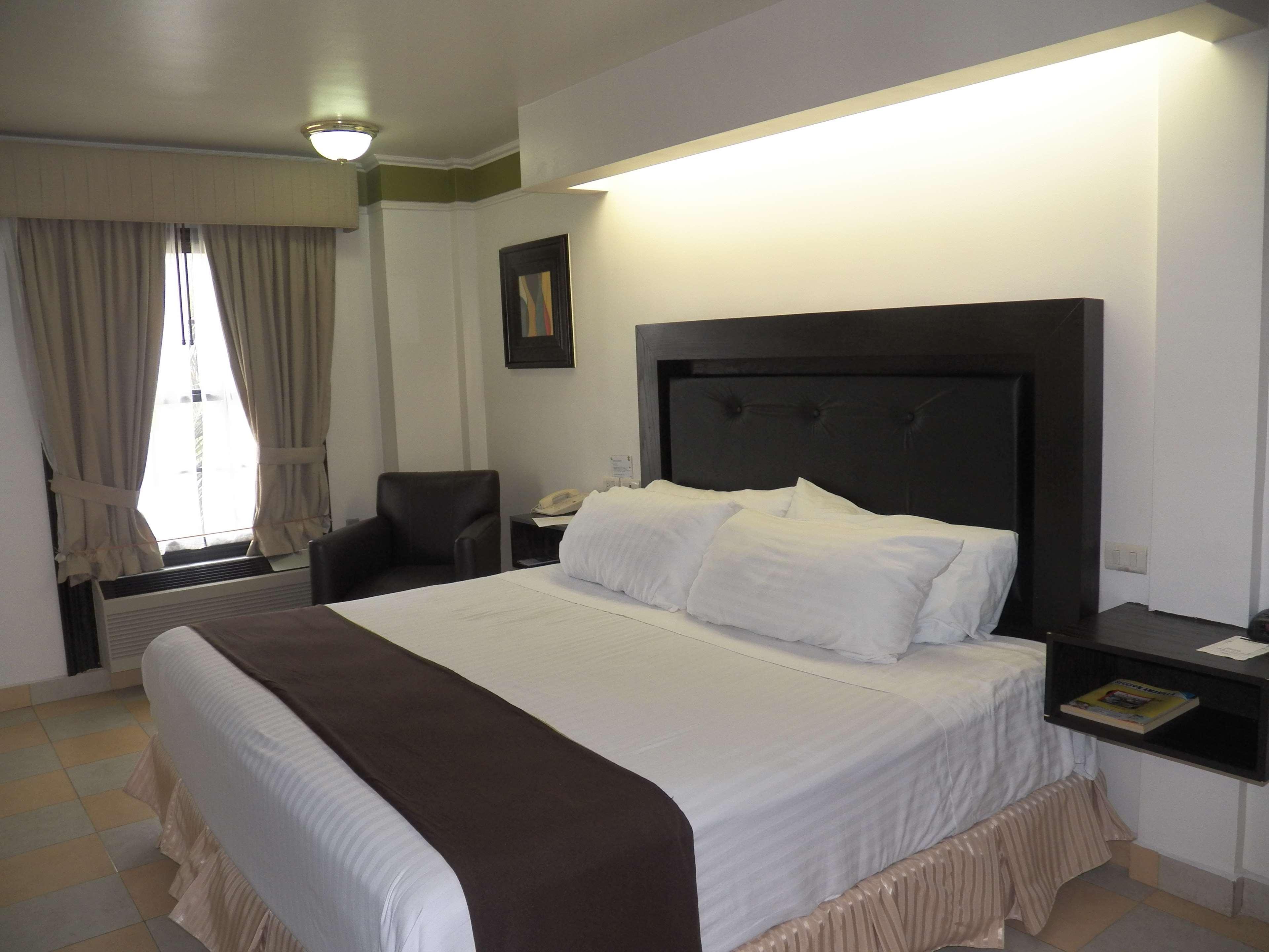 Best Western Hotel Plaza Matamoros Extérieur photo
