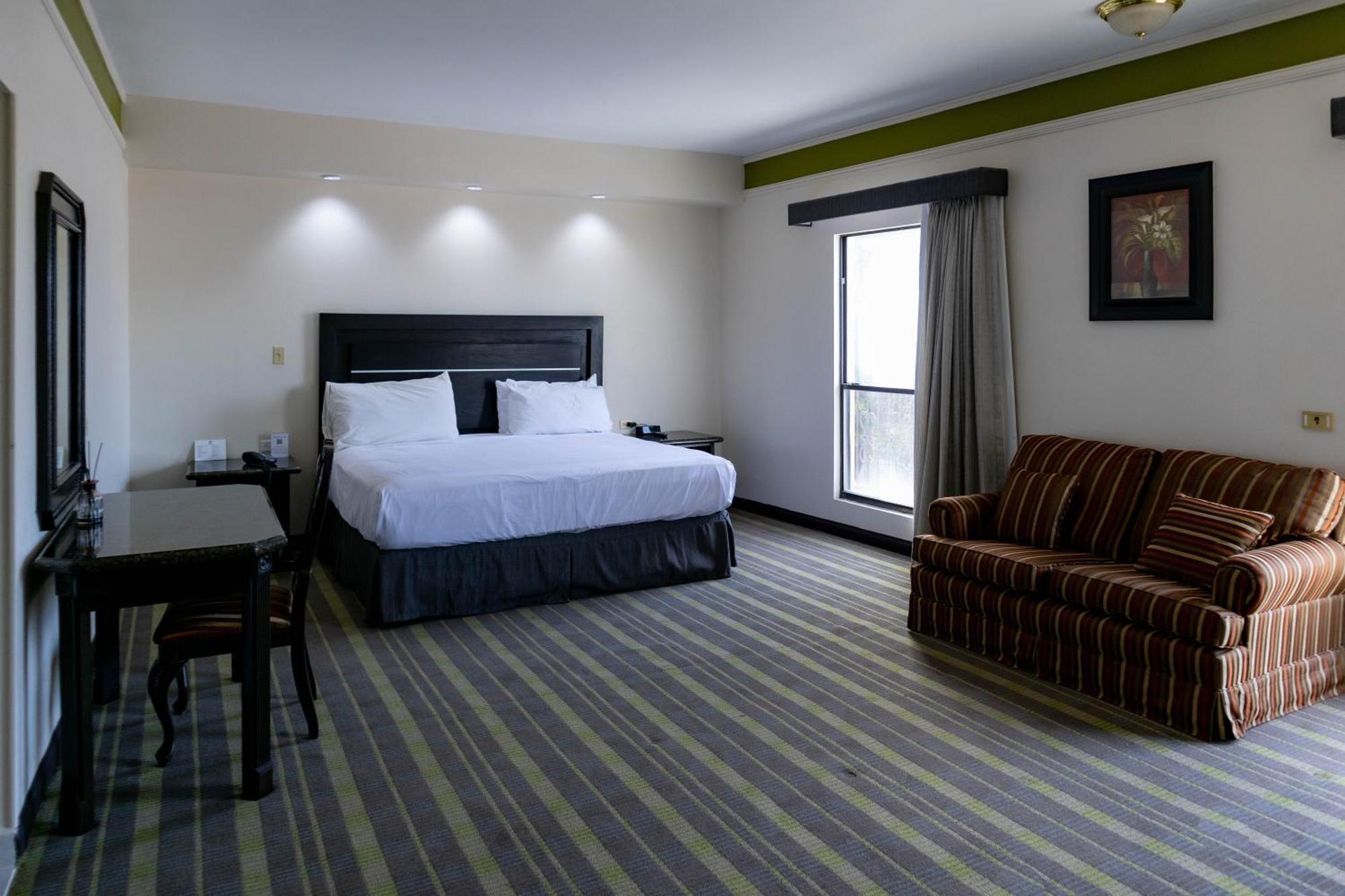 Best Western Hotel Plaza Matamoros Extérieur photo